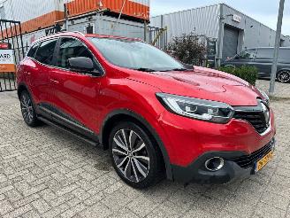 uszkodzony samochody osobowe Renault Kadjar 1.2 TCe Bose Automaat 2017/5