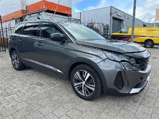 krockskadad bil auto Peugeot 5008 1.2 PureTech Allure Pack Business 7p 2022/6