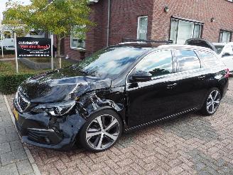 skadebil auto Peugeot 308 1.2 PureTech Blue Lease GT 2021/1