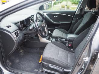 Hyundai I-30 Wagon 1.6 GDI Business Edition picture 25