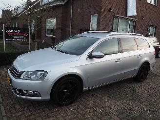krockskadad bil auto Volkswagen Passat 1.4 tsi High Exe l 2012/6