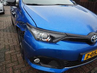 Toyota Auris 1.8 Hybrid dynamic Ultimate picture 8