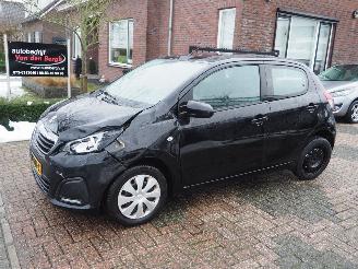 Unfallwagen Peugeot 108 1.0 E-Vti Active 2014/10