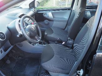 Toyota Aygo 1.0-12V Comfort picture 14