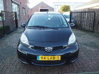 Toyota Aygo 1.0-12V Comfort picture 2
