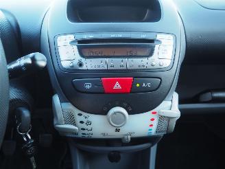 Toyota Aygo 1.0-12V Comfort picture 12