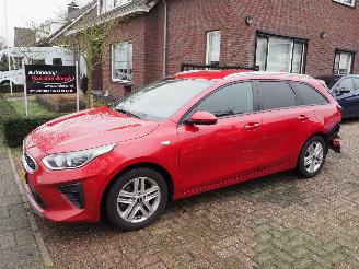 Damaged car Kia Ceed Sportswagon 1.0 T-GDI 2020/10