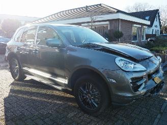 Porsche Cayenne 4.8 S picture 3