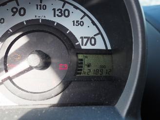 Toyota Aygo 1.0-12V motor kapot picture 17