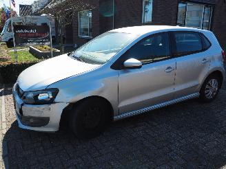 damaged passenger cars Volkswagen Polo 1.2 TDI BlueMotion Comfortline 2010/10
