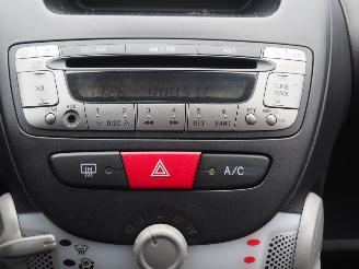 Peugeot 107 1.0 Active picture 17