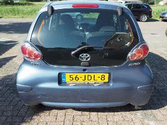 Toyota Aygo 1.0-12V picture 5