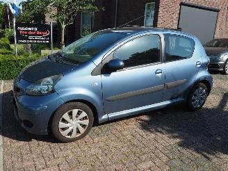 Schadeauto Toyota Aygo 1.0-12V 2009/5