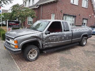 škoda osobní automobily Chevrolet Silverado Ext.Cab 5.7 v8 1988/3