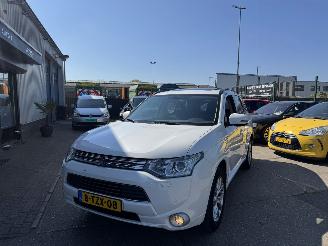 Mitsubishi Outlander 2.0 PHEV Instyle Automaat picture 2
