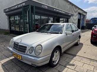 škoda osobní automobily Mercedes E-klasse E290 Turbo Diesel Automaat Leer 1997/6