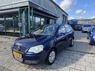 uszkodzony samochody osobowe Volkswagen Polo 1.4 16V AIRCO 5-DEURS 2006/1