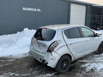 Hyundai I-20 i20, Hatchback, 2008 / 2015 1.2i 16V picture 2