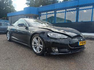 Auto incidentate Tesla Model S 85 Base 2016/3