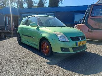 Voiture accidenté Suzuki Swift 1.3 Exclusive 2009/9