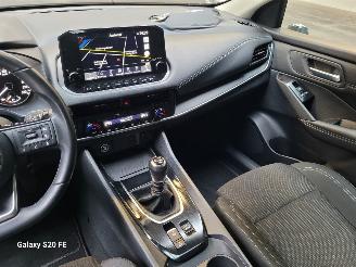 Nissan Qashqai 1.3 MHEV 103-KW 6-Bak Acenta Panoramadak picture 19