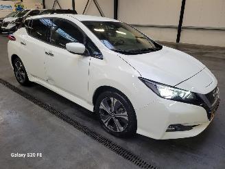 Unfallwagen Nissan Leaf 160-KW 62kwh Automaat 5drs N-Connecta 2022/3