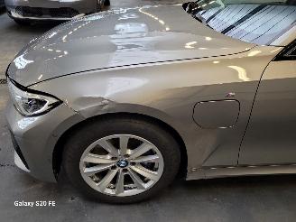 BMW 3-serie 330e Limo 215-KW Automaat M-SPORT picture 5