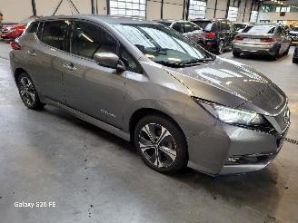 Nissan Leaf 160-KW 62kwh Automaat 5drs Tekna picture 4