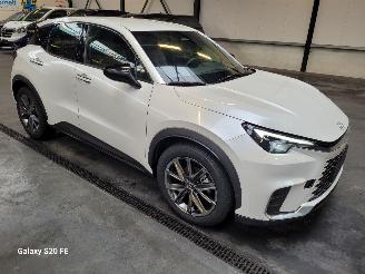 krockskadad bil auto Lexus LBX Hybrid 1.5 100-KW Automaat Elegance 2025/1