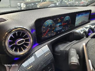 Mercedes A-klasse 180d Limo 85-KW Automaat AMG Panoramadak picture 24