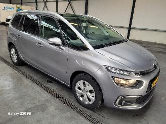 Voiture accidenté Citroën Grand C4 SpaceTourer 1.2 PureTech 96-KW Automaat 7-Persoons 2020/3