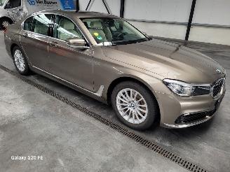 Avarii autoturisme BMW 7-serie 730d 195-KW Automaat High-Executive 2019/2