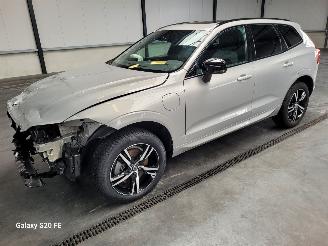 Coche accidentado Volvo Xc-60 2.0 T6 251-KW Automaat AWD R-Design Plug-In-Hybrid 2022/3