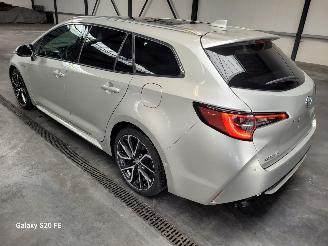 Toyota Corolla Touring Sports 2.0 Hybrid 112-KW Automaat picture 2
