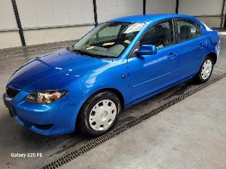škoda osobní automobily Mazda 3 Sedan 1.6 77-KW 6-Bak Touring Airco 2006/1