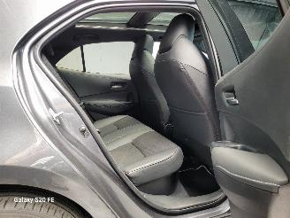 Toyota Corolla Hybrid 1.8 72-KW Automaat 5drs Panoramadak picture 15