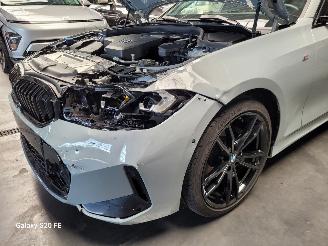 BMW 3-serie 318i Touring 115-KW Automaat M-Sport Panoramdak picture 4