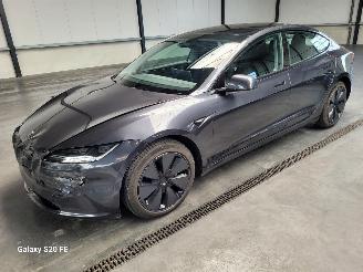 Auto incidentate Tesla Model 3 Dual Motor Long Range 366-KW Automaat AWD 2023/12