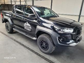 Damaged car Toyota Hilux 2.8 D-4D 150-KW Automaat 4-WD D.C. GR-SPORT 2025/8