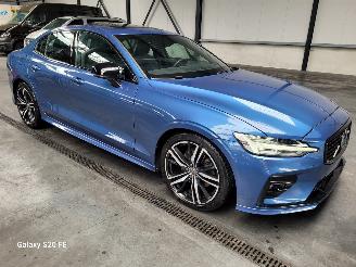 Avarii autoturisme Volvo S-60 2.0 B4 145-KW Automaat R-DESIGN Panoramadak 2023/3