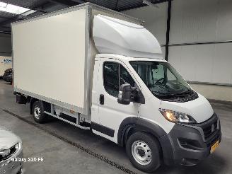 dommages fourgonnettes/vécules utilitaires Fiat Ducato 2.2 Multijet 132-KW 6-Bak Bakwagen 2023/4