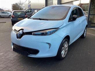 Vrakbiler auto Renault Zoé Zoe (AG), Hatchback 5-drs, 2012 46kW 2013/12