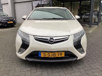 Opel Ampera  picture 2