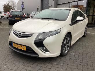 škoda osobní automobily Opel Ampera  2013/12