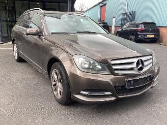 uszkodzony samochody osobowe Mercedes C-klasse 180 CDI 2012/8