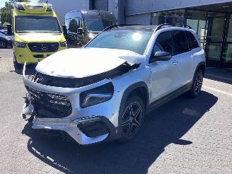skadebil auto Mercedes GLB 180 AMG Line 7p 2021/11