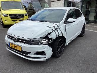uszkodzony samochody osobowe Volkswagen Polo  2019/8