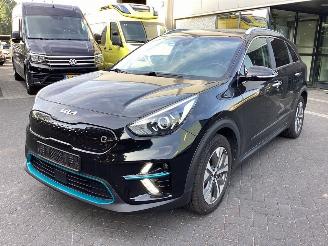 Damaged car Kia e-Niro Edition 64 kWh 2021/10