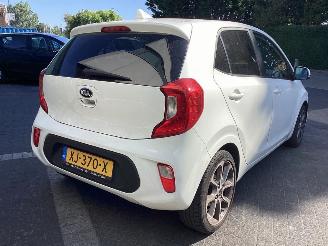 Kia Picanto 1.0 CVVT Design Edition picture 5