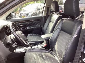 Mitsubishi Outlander 2.0I PHEV picture 10